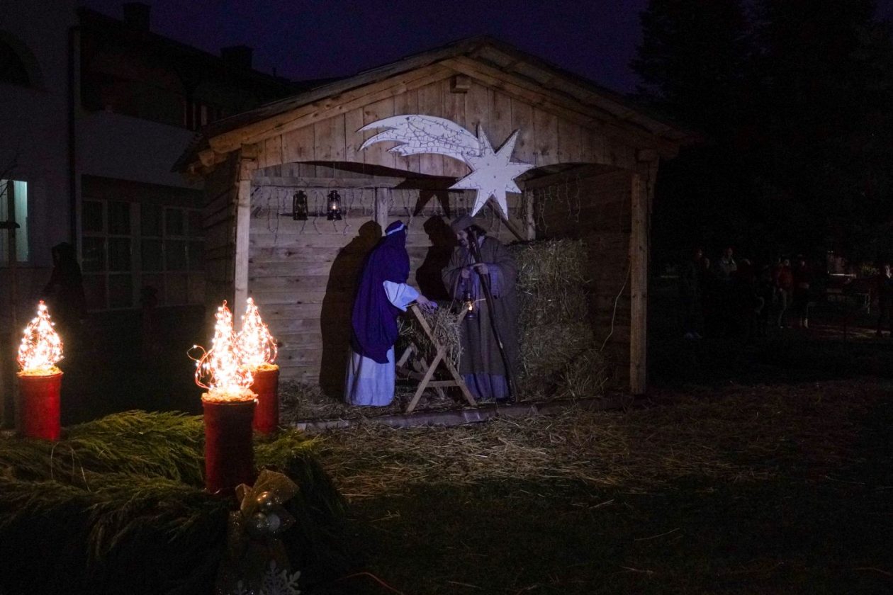 Žive jaslice Podturen (28)