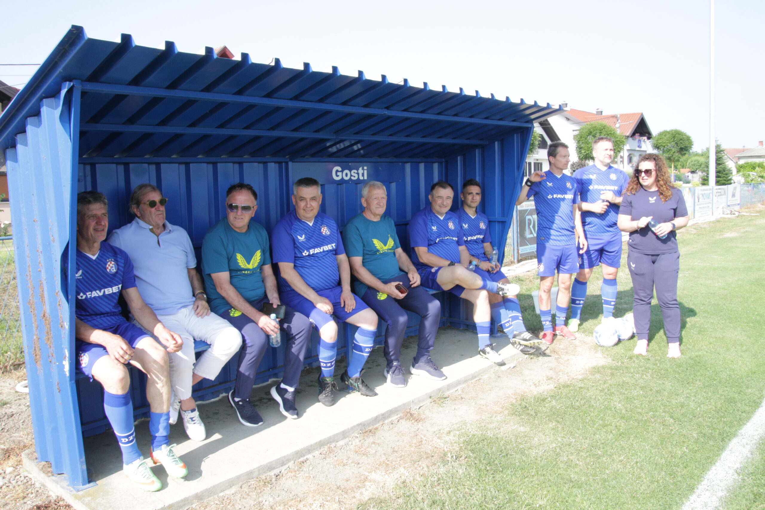 Zlatko na klupi