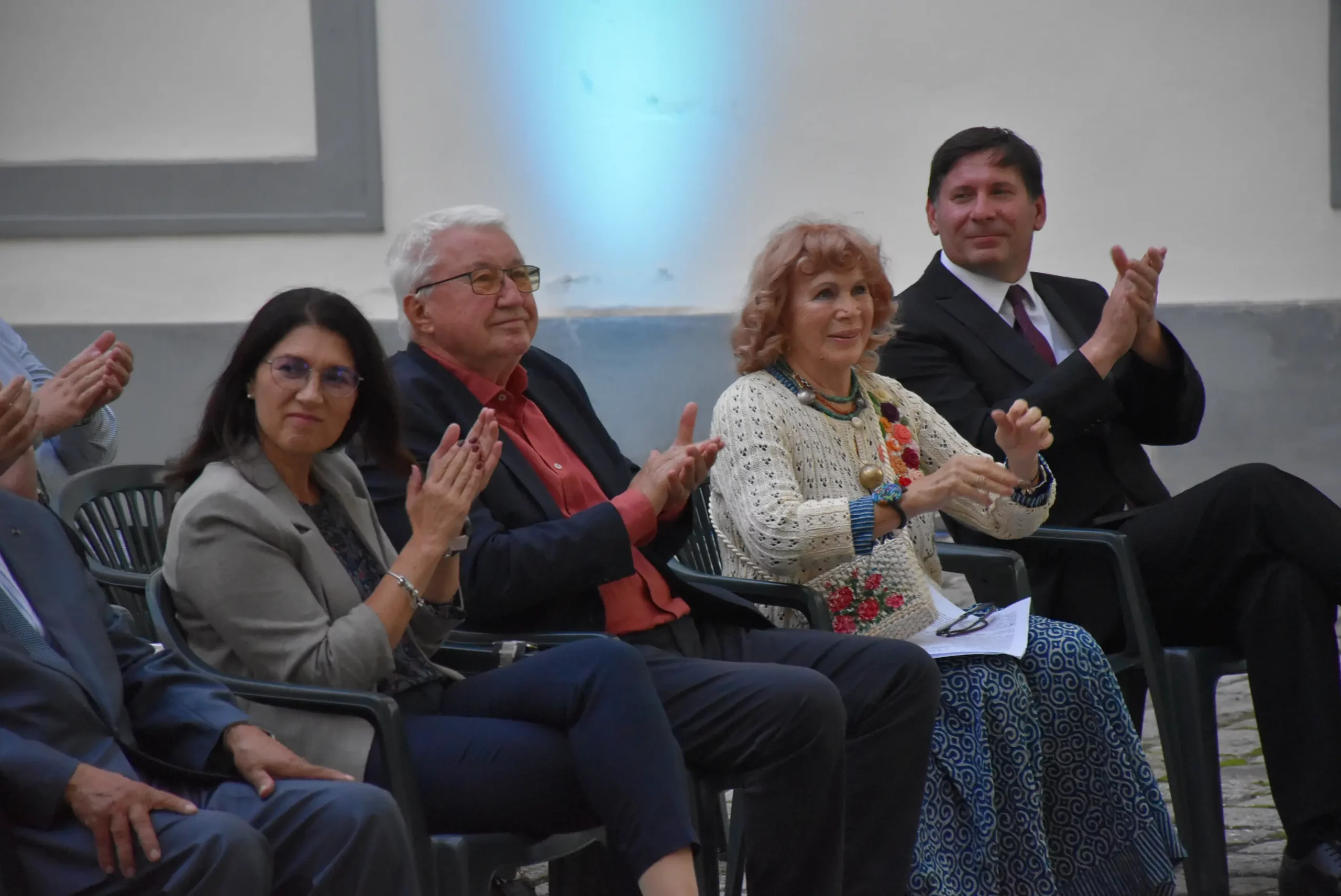 Zlatna jabuka (3) Zlatna jabuka (3)