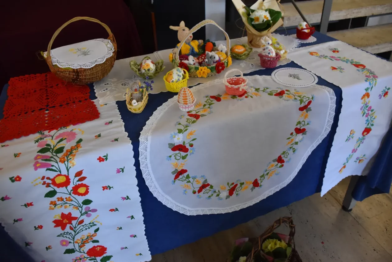 Zlatne ruke, izložba, dan žena (5)