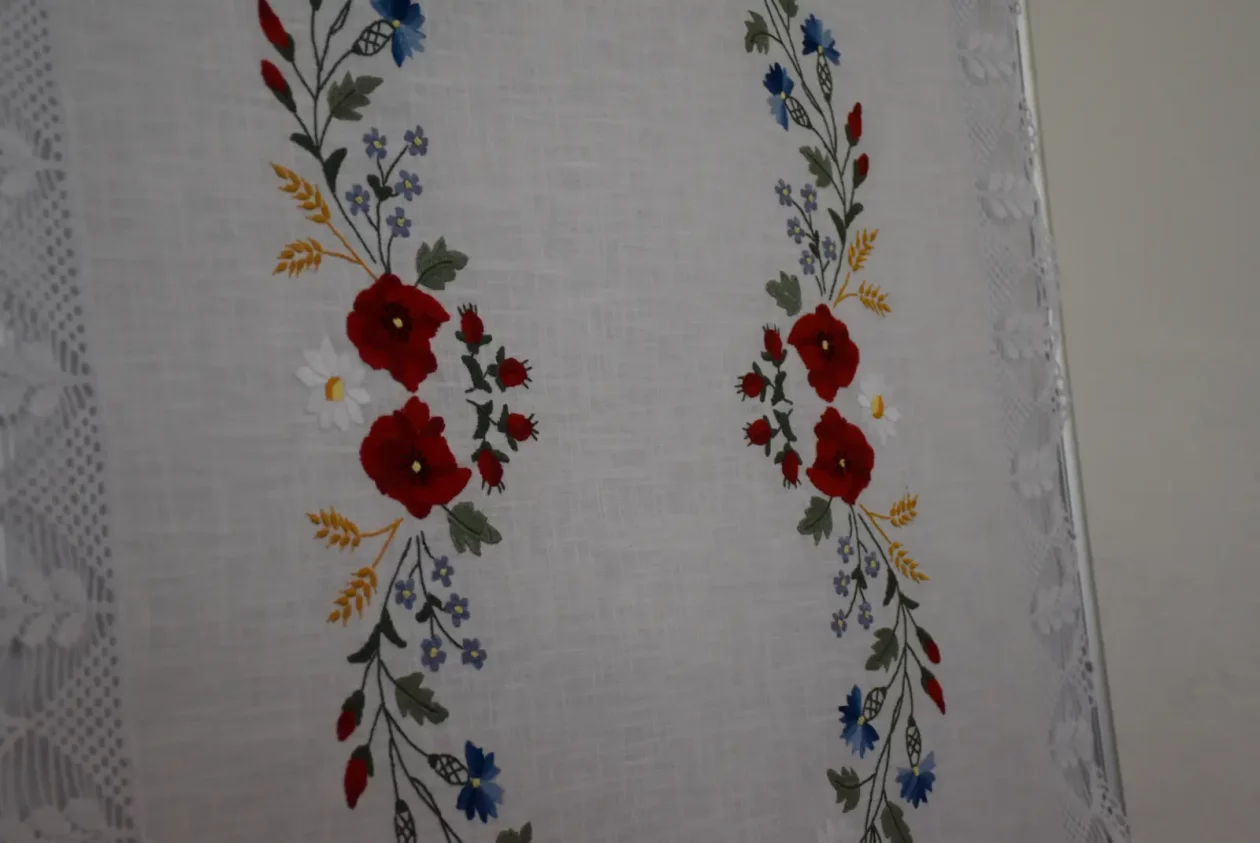 Zlatne ruke, izložba, dan žena (7)