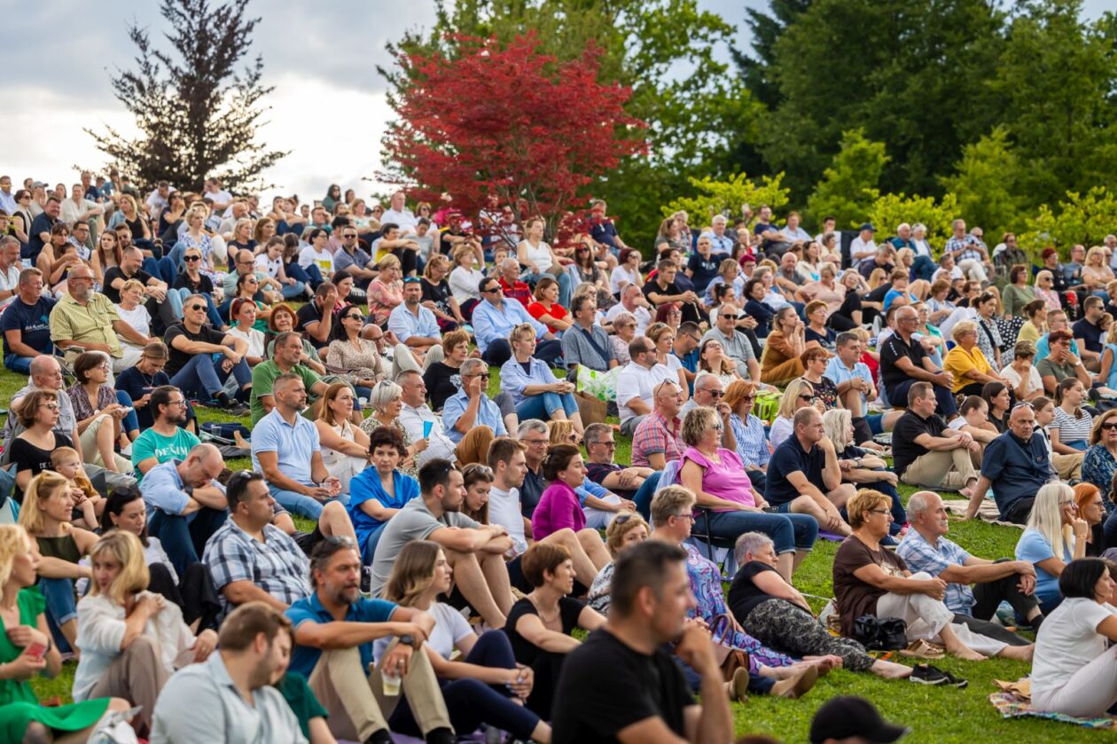 Zmajev vrt Terca art 24 Zmajev vrt Terca art 24