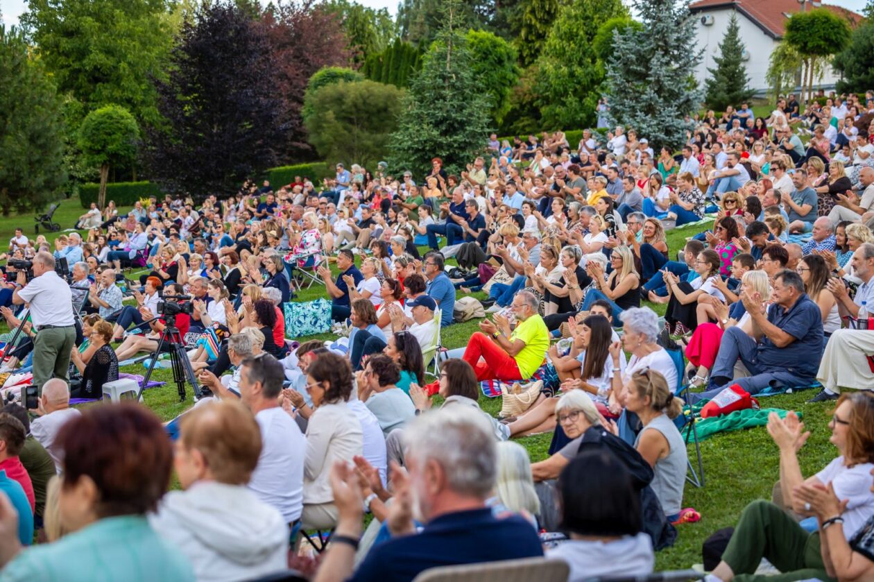 Zmajev vrt Terca art 44 Zmajev vrt Terca art 44