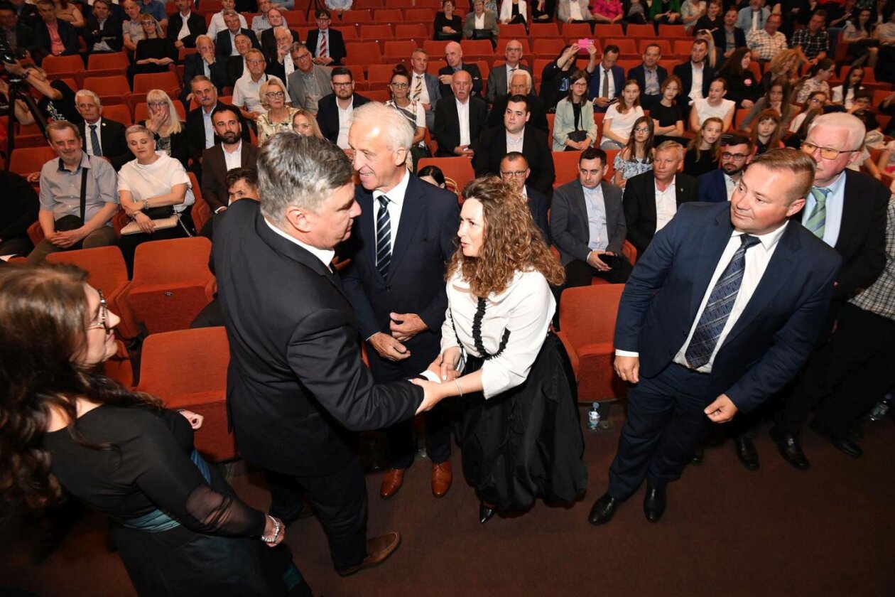 Čakovec: Predsjednik Milanović prisustvovao svečanoj sjednici povodom Dana Grada Čakovca