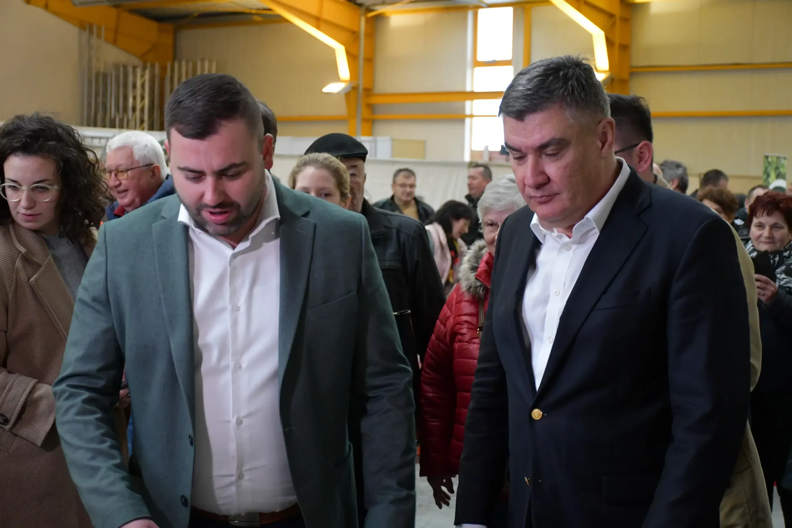 Zoran Milanović, Matija Posavec, Nikola Novak (16)