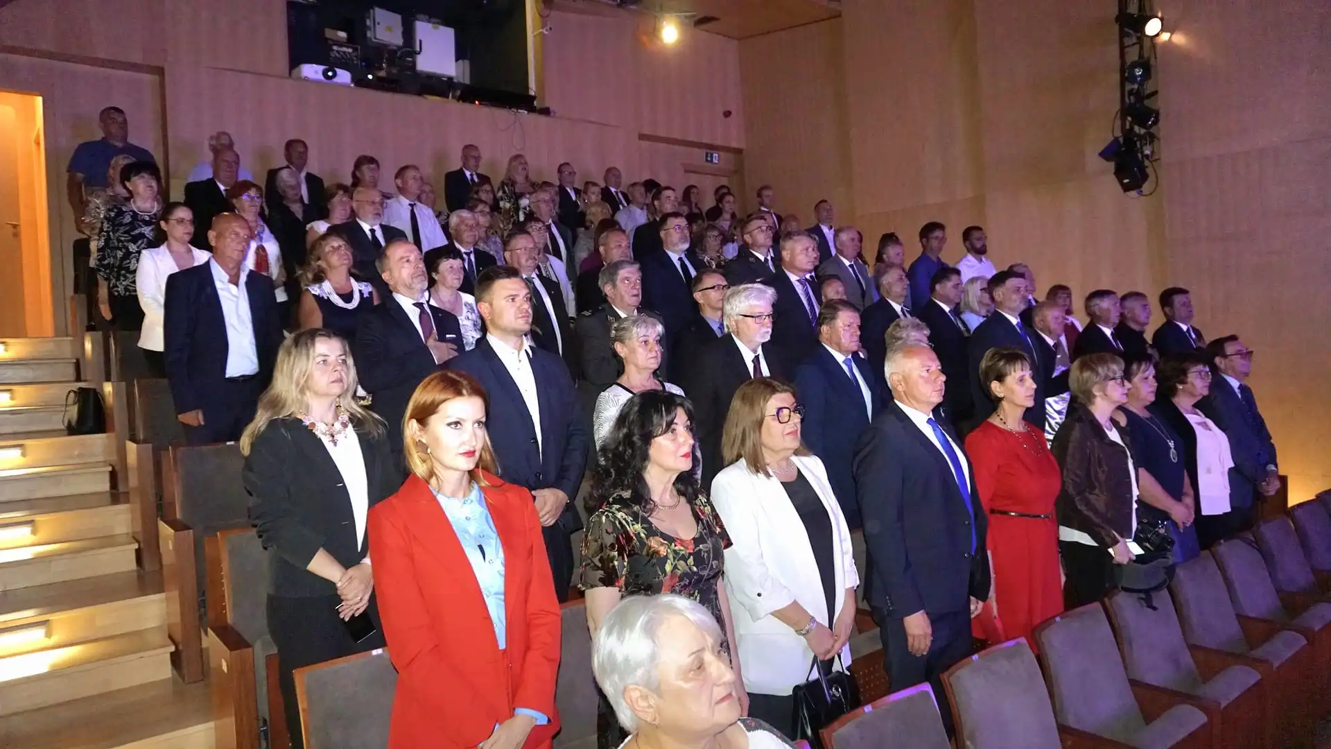 Zrinska garda Pečuh (4) Zrinska garda Pečuh (4)