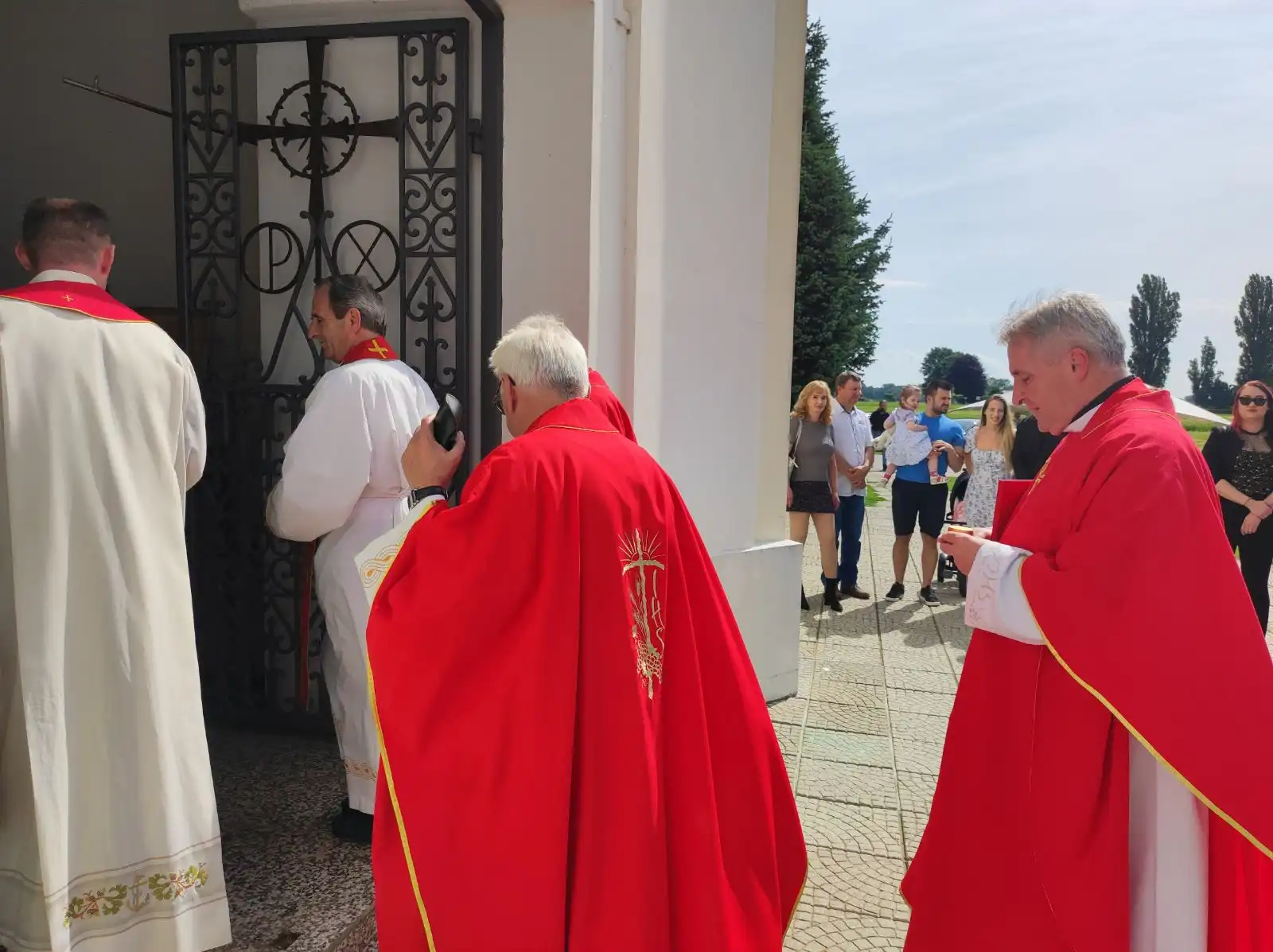 Župa Kotoriba – sveta potvrda (11) Župa Kotoriba – sveta potvrda (11)