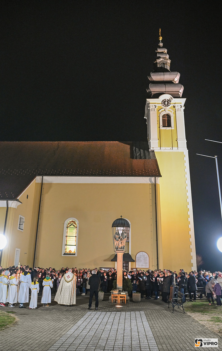 Župa Prelog svijećnica Studio Vipro (14)
