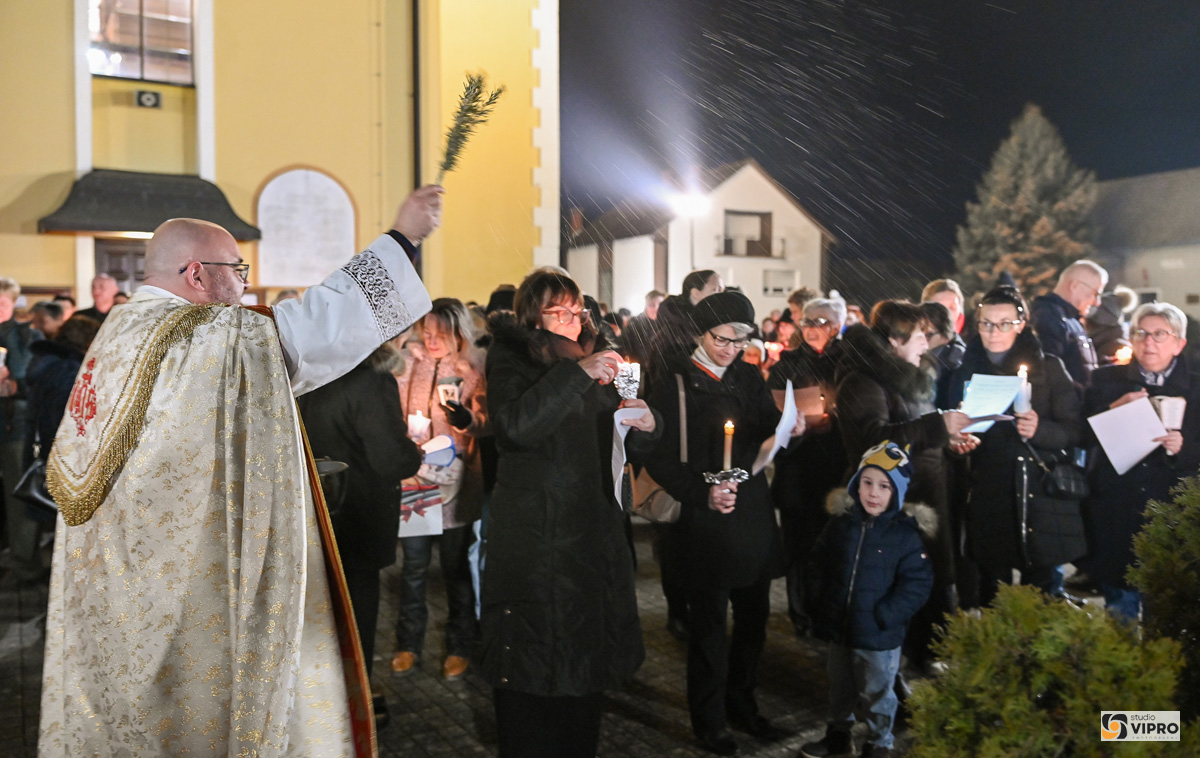 Župa Prelog svijećnica Studio Vipro (16)