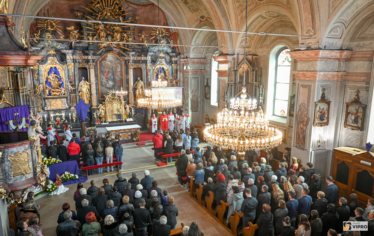 Župa Prelog veliki petak (12)
