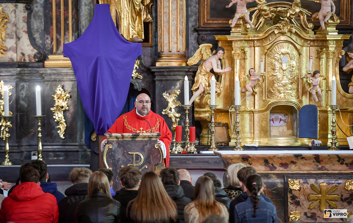Župa Prelog veliki petak (13)