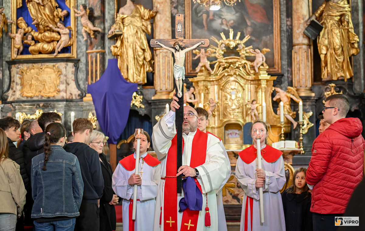 Župa Prelog veliki petak (19)