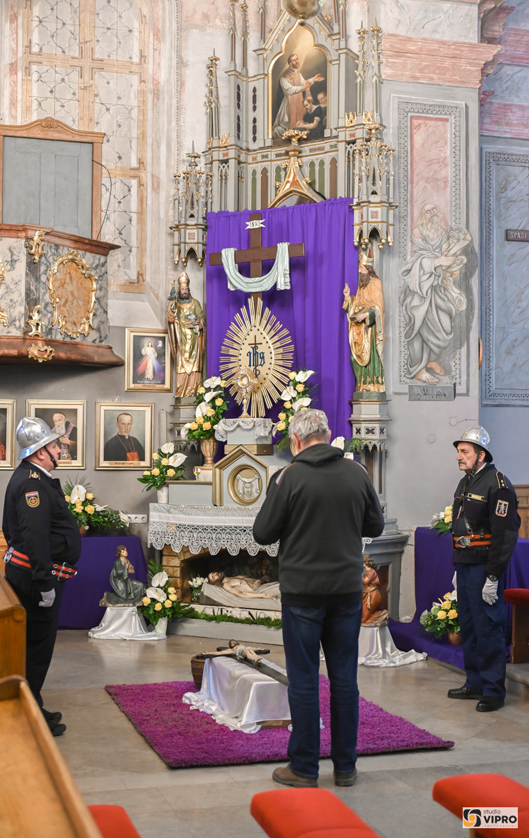 Župa Prelog veliki petak (31)