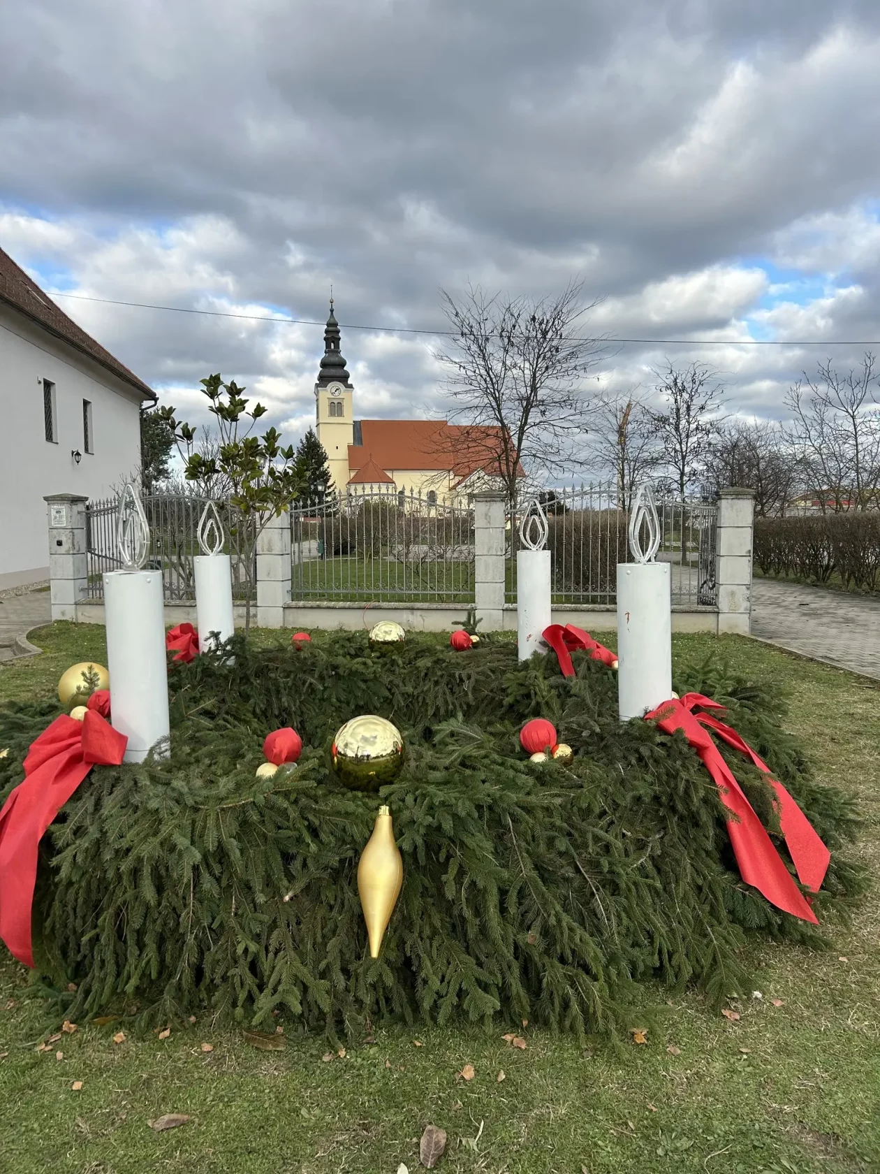Župa Presvetog Trojstva (8) Župa Presvetog Trojstva (8)