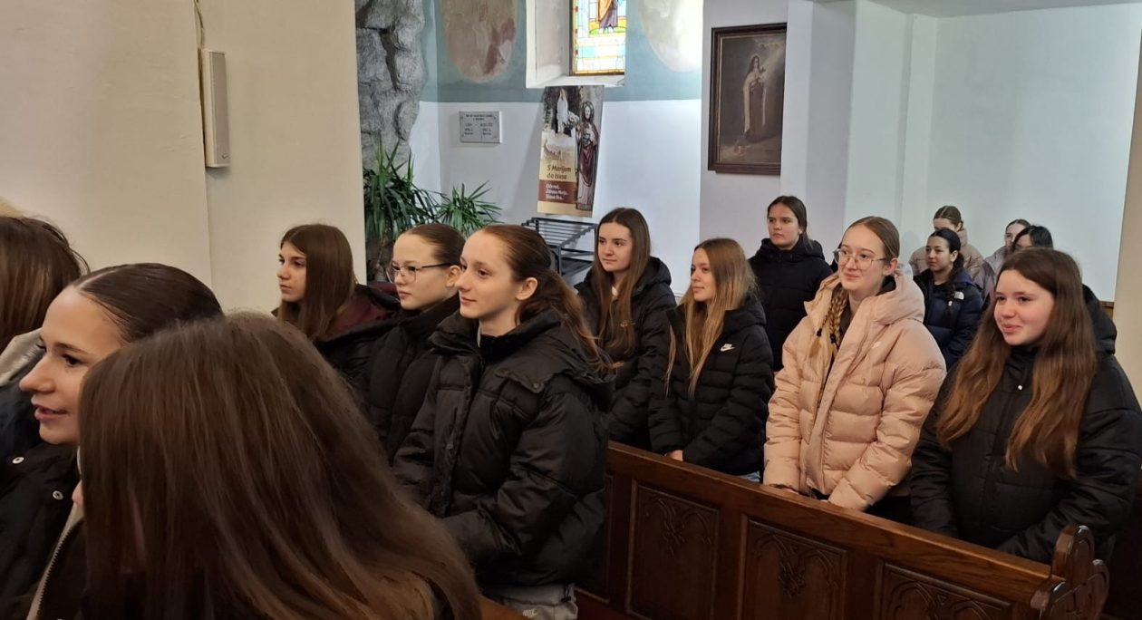 Župa Presvetog Trojstva – Nedelišće (14) Župa Presvetog Trojstva – Nedelišće (14)