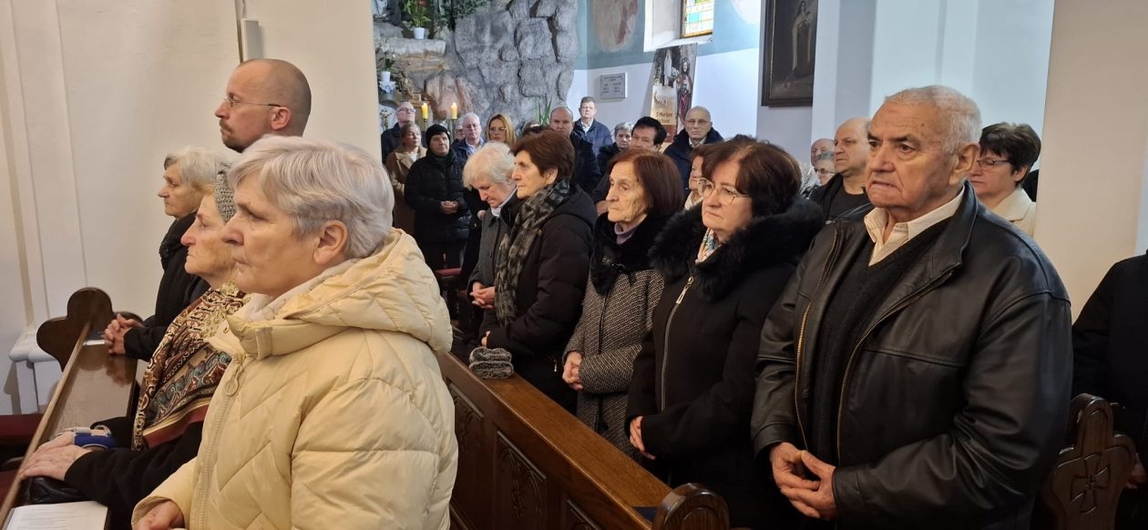 Župa Presvetog Trojstva – Nedelišće – Gospa Lurdska (12)