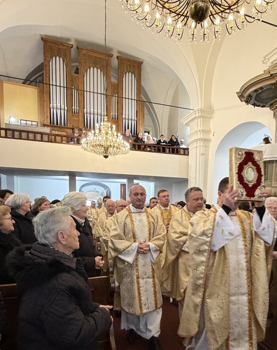 Župa Presvetog Trojstva – Nedelišće – Gospa Lurdska (8)