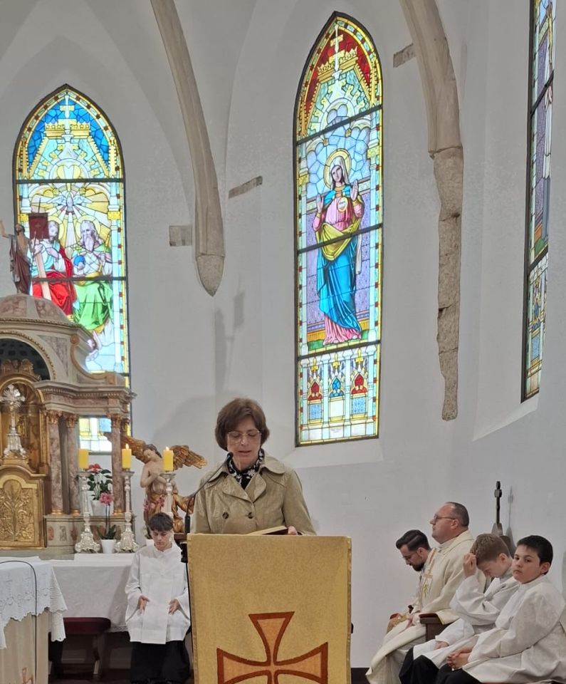 Župa Presvetog Trojstva proslavila Majčin dan (10)