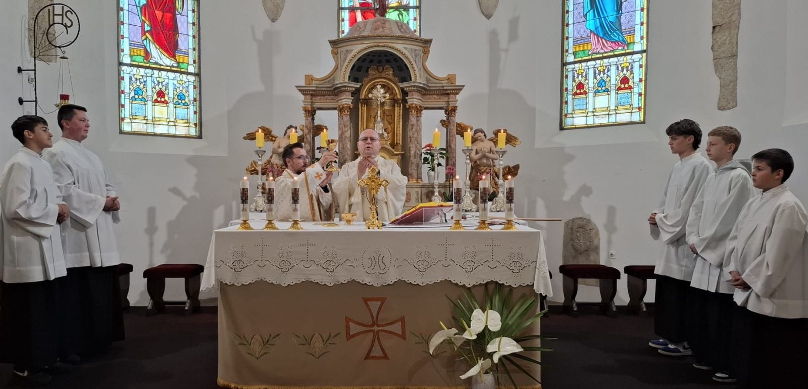 Župa Presvetog Trojstva proslavila Majčin dan (10)