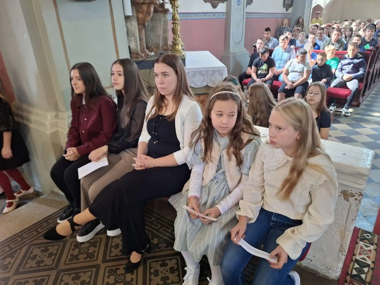 Župa SVeti Juraj u Trnju (12) Župa SVeti Juraj u Trnju (12)