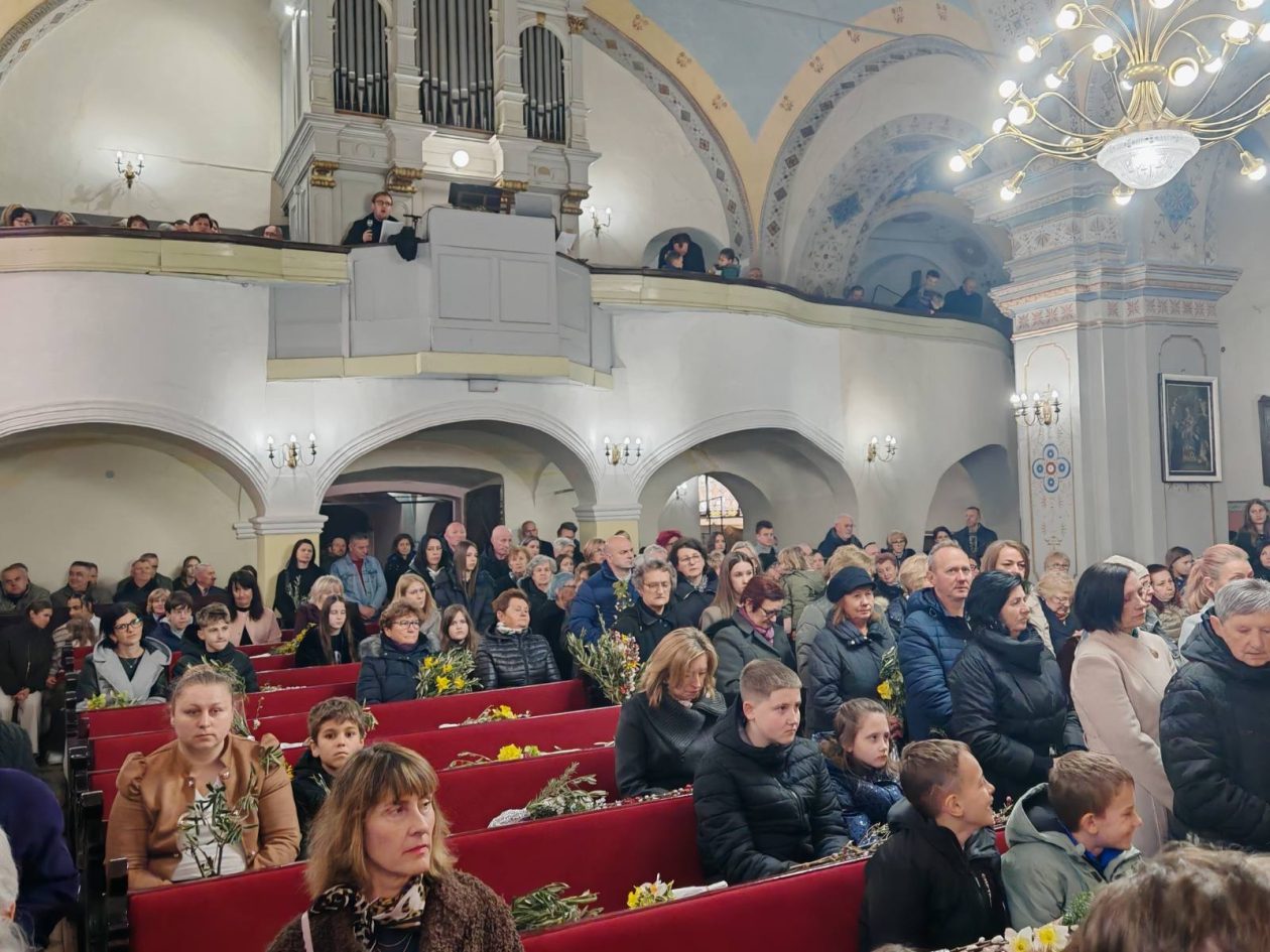 Župa Sveti Juraj u Trnju Cvjetnica (11) Župa Sveti Juraj u Trnju Cvjetnica (11)