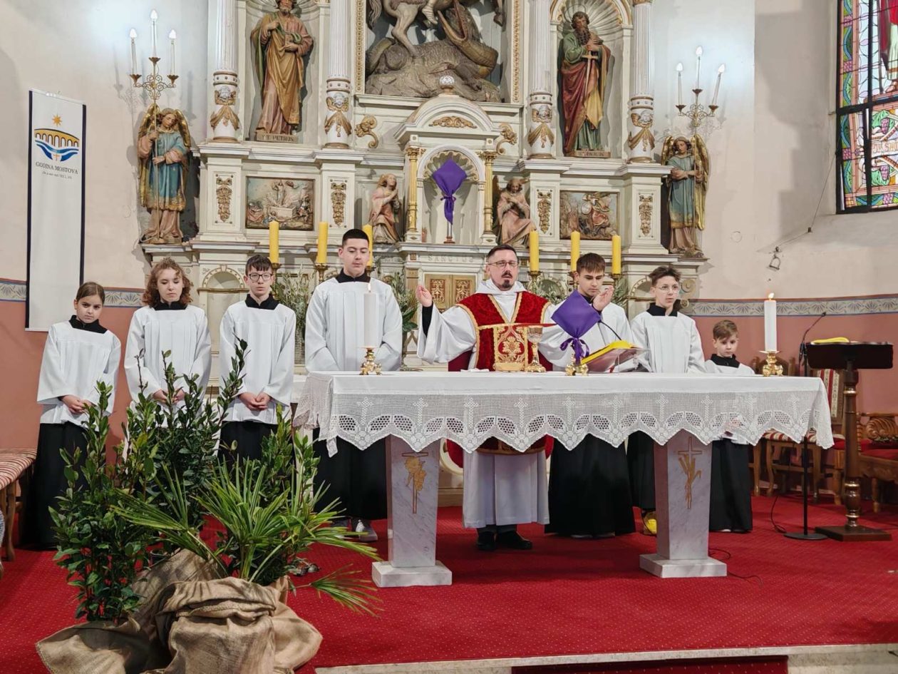 Župa Sveti Juraj u Trnju Cvjetnica (27) Župa Sveti Juraj u Trnju Cvjetnica (27)