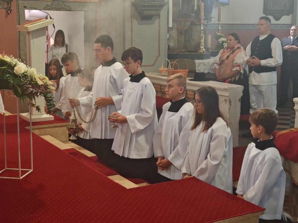 Župa Sveti Juraj u Trnju TIJELOVO (20)