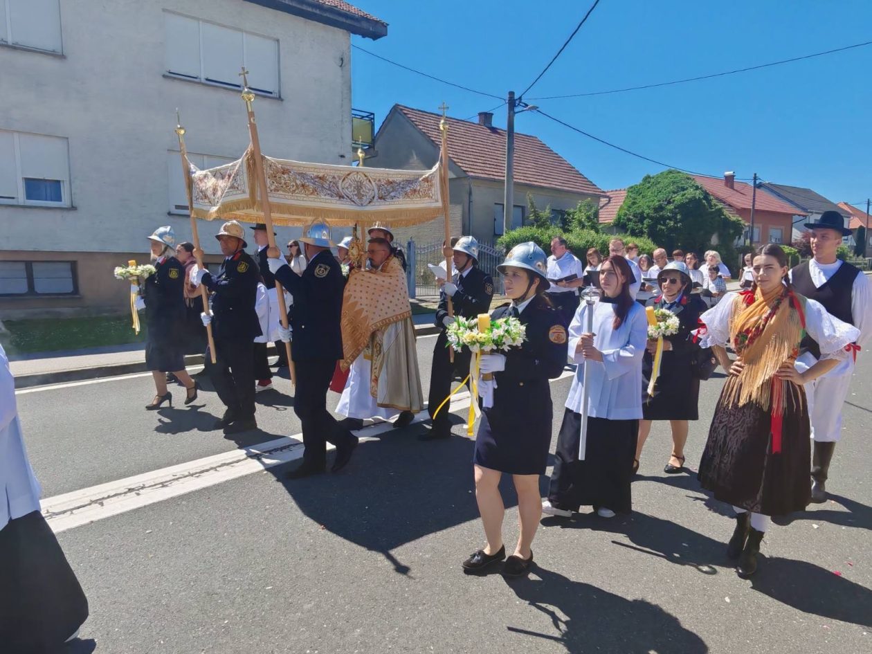 Župa Sveti Juraj u Trnju TIJELOVO (3)