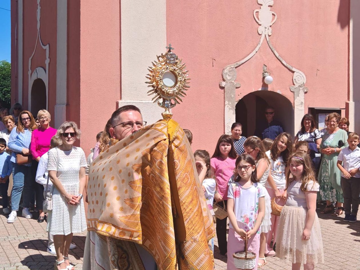 Župa Sveti Juraj u Trnju TIJELOVO (41)