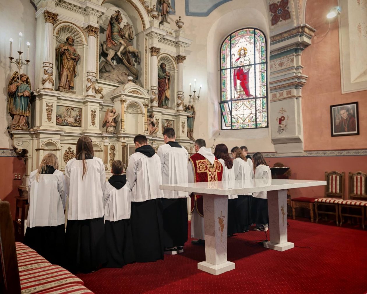Župa Sveti Juraj u Trnju veliki petak (33) Župa Sveti Juraj u Trnju veliki petak (33)