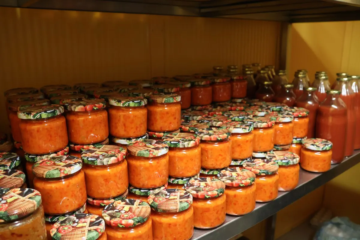 ajvar, Župan Posavec čestitao Ivani Golenko na osvojenoj tituli druge pratilje na izboru za najuzorniju hrvatsku seosku (7) ajvar, Župan Posavec čestitao Ivani Golenko na osvojenoj tituli druge pratilje na izboru za najuzorniju hrvatsku seosku (7)