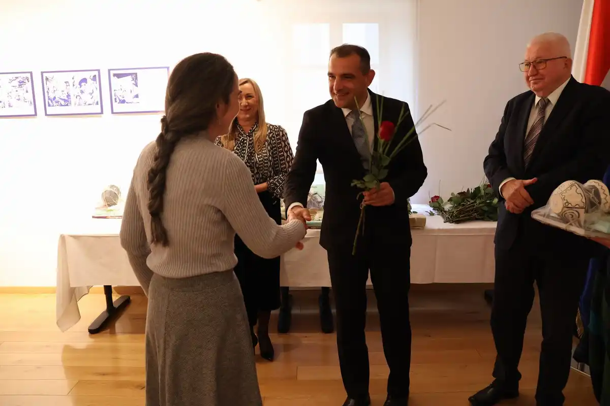 Zupan-i-gradonacelnica-priredili-svecani-prijem-za-umirovljene-djelatnike-skola-19