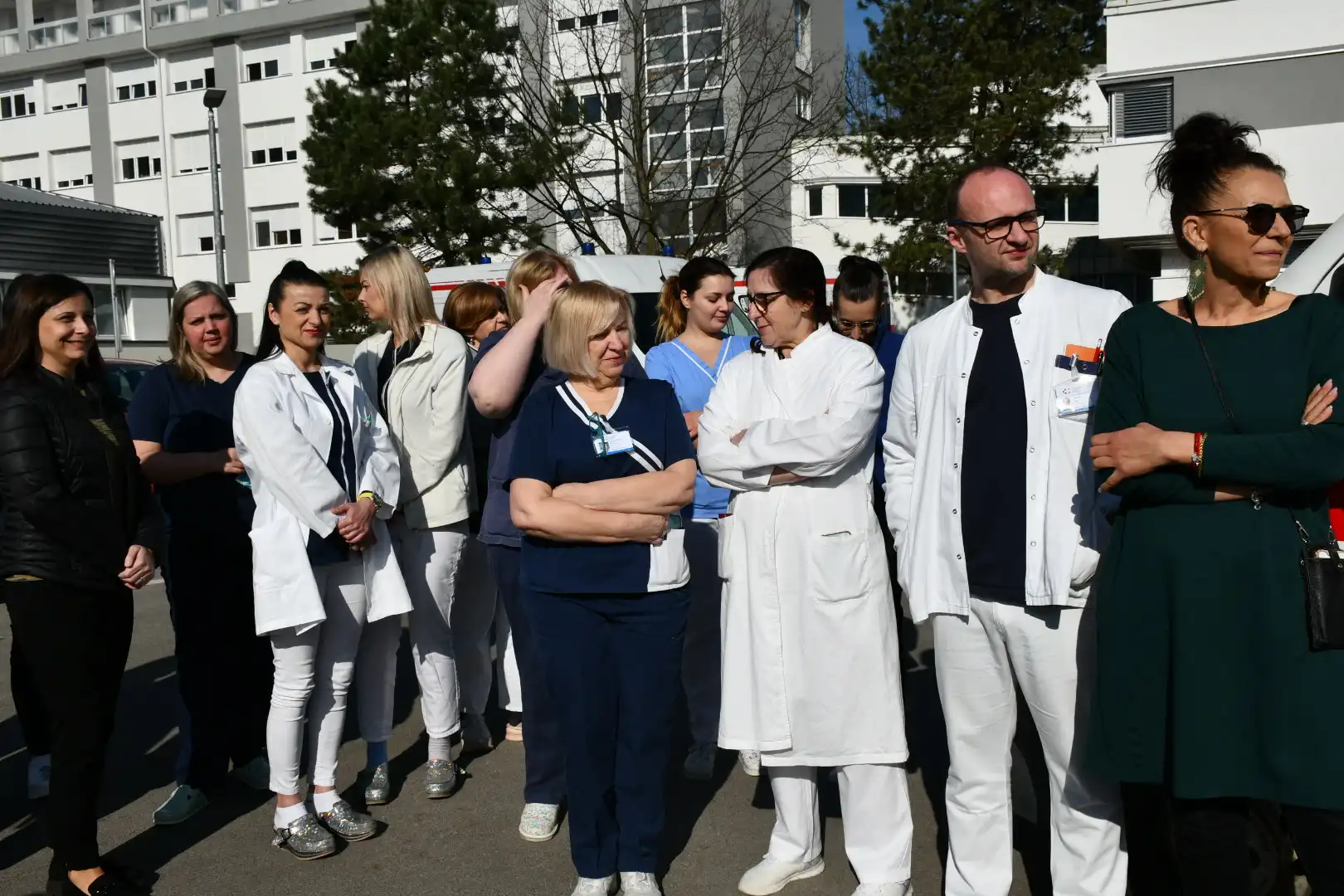 Županijska bolnica ČK sadnja drveća (1)