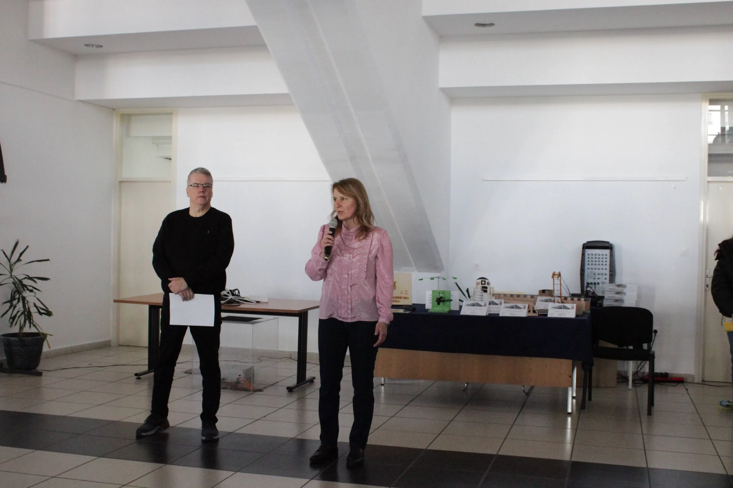 Županijsko natjecanje mladih tehničara (5) Županijsko natjecanje mladih tehničara (5)