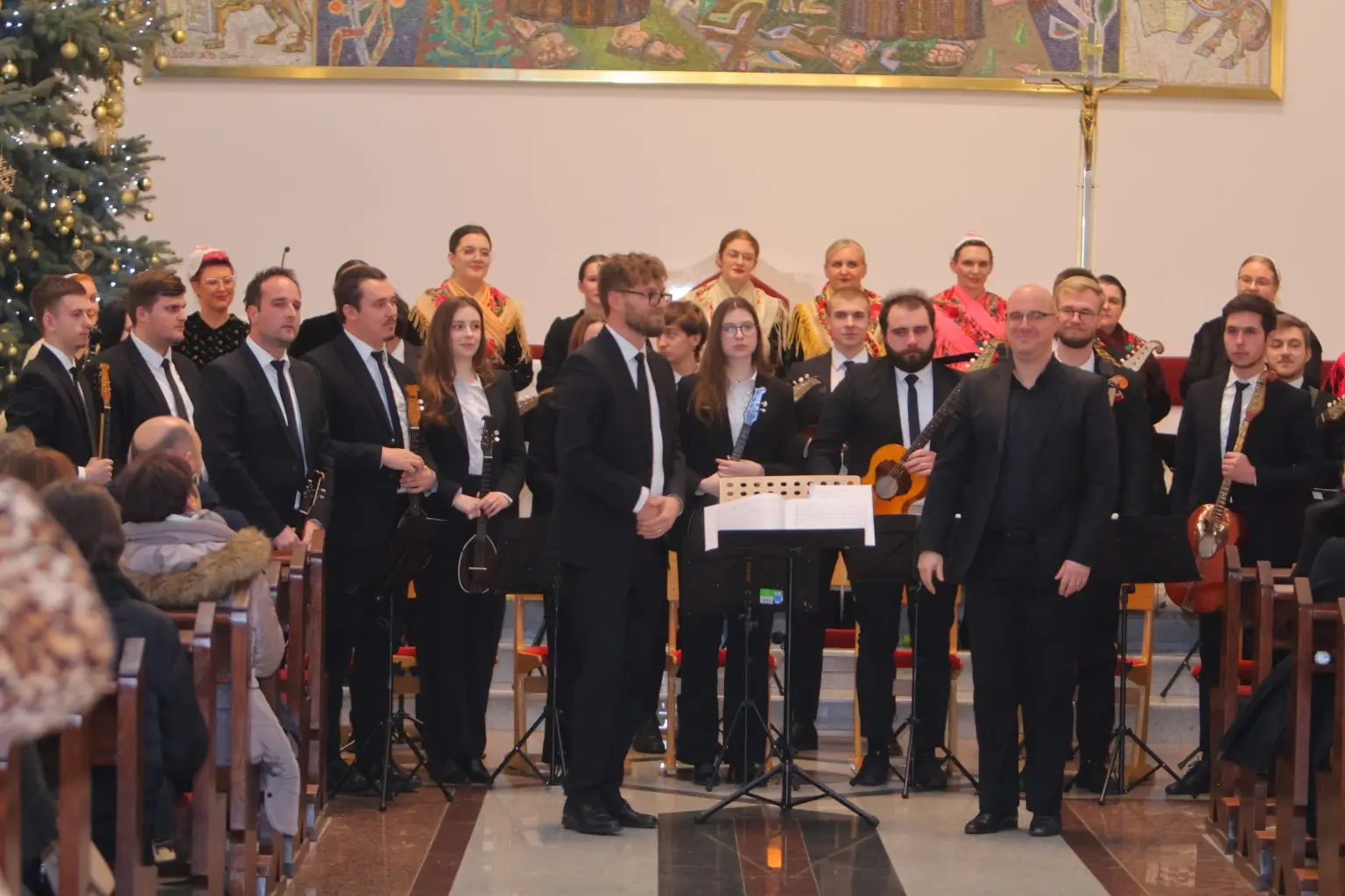 Župna crkva sv. Antuna Padovanskog glazbena večer (2)