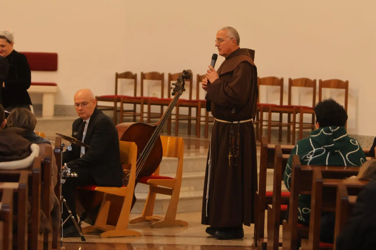 Župna crkva sv. Antuna Padovanskog glazbena večer (3)