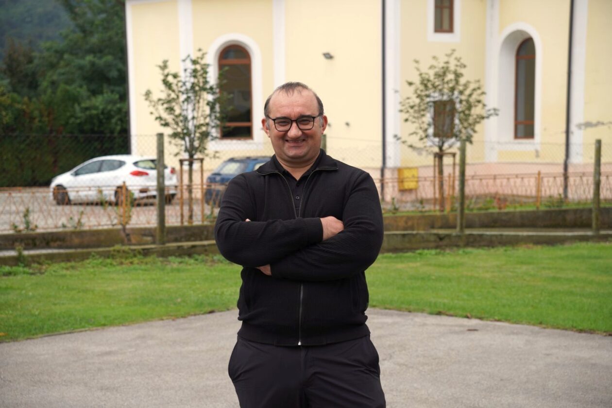 Župnik Mario Križanac (7)