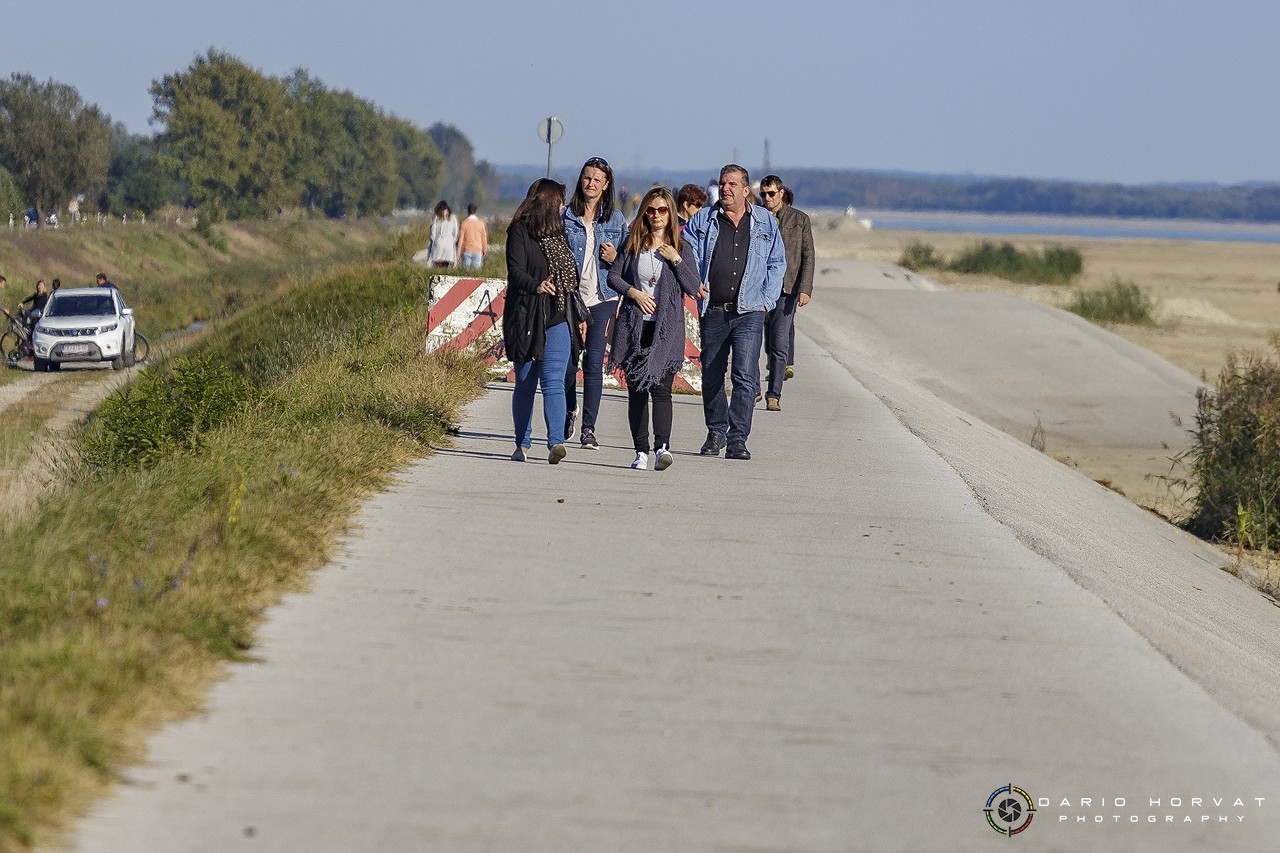 Suncem okupana preloška Marina mamac za brojne šetače