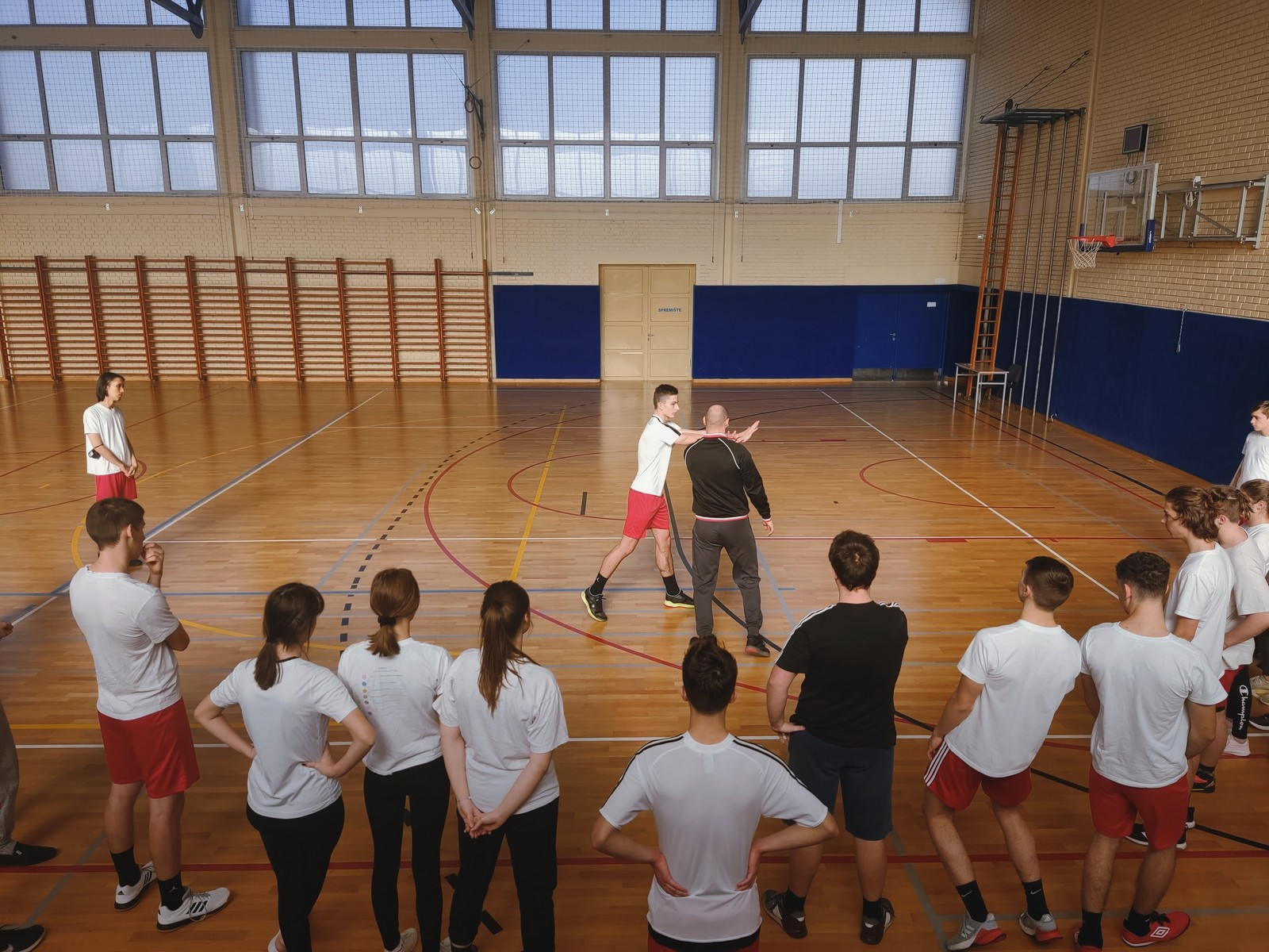 Ante Goleš u čakovečkoj Gimnaziji održao radionice i seminar o toleranciji, nenasilju i samoobrani