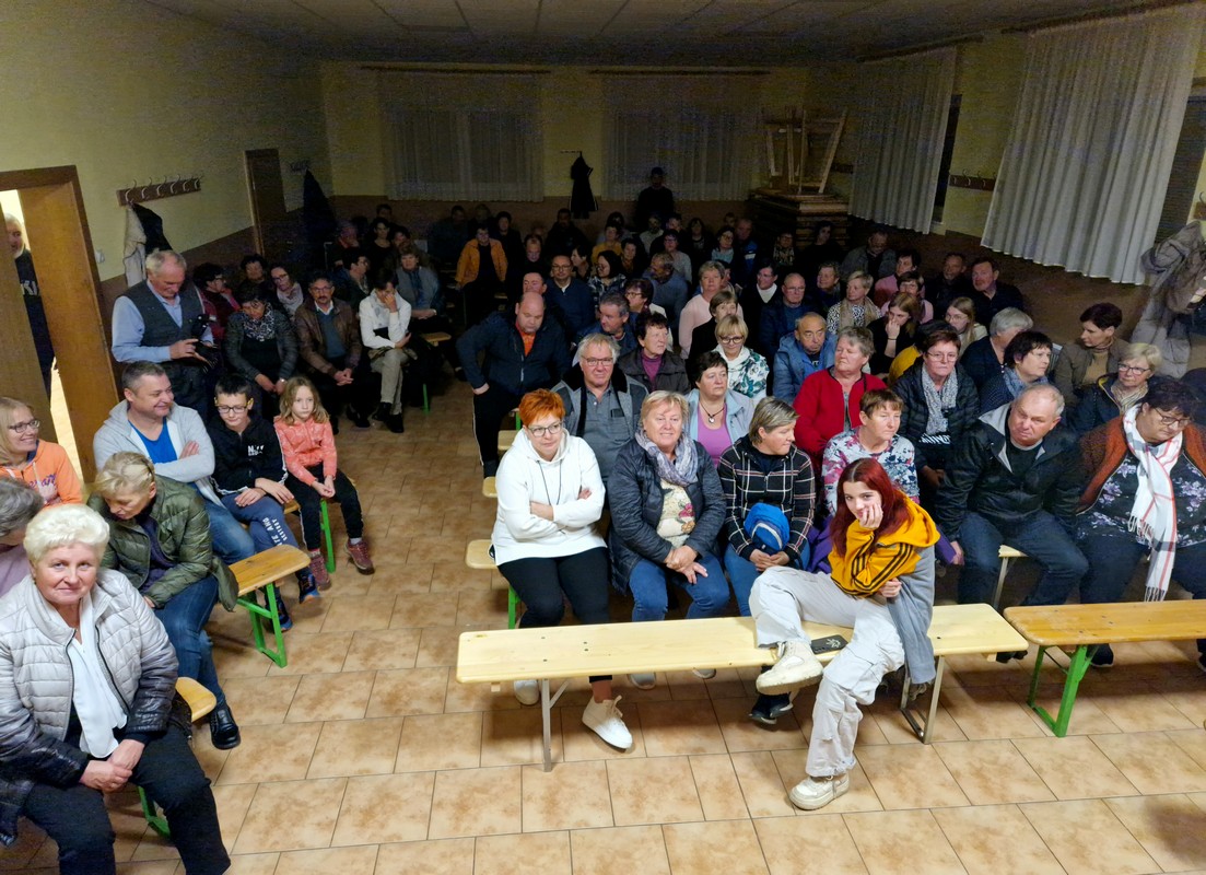 VRSNI GLUMCI Članovi DS KUD Mura gostovali u Sloveniji