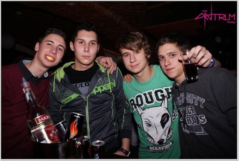 slika0053 Antrum (Subota, 19.1.2013) slika0053 Antrum (Subota, 19.1.2013)