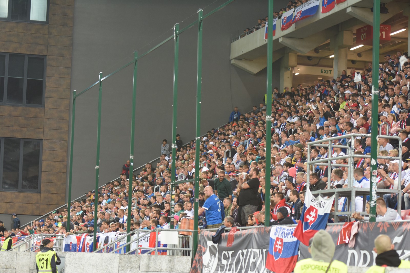 Image 3833547 (auto) Image 3833547 (auto)