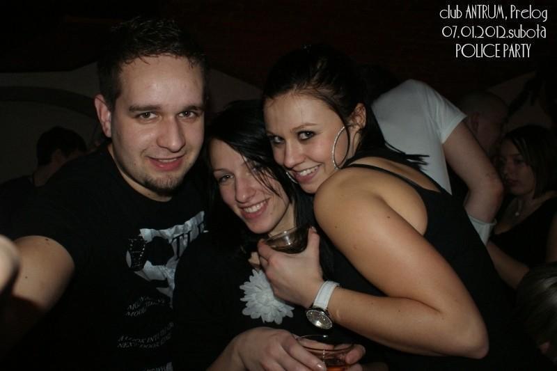 slika0115 Antrum (Subota, 7.1.2012) slika0115 Antrum (Subota, 7.1.2012)