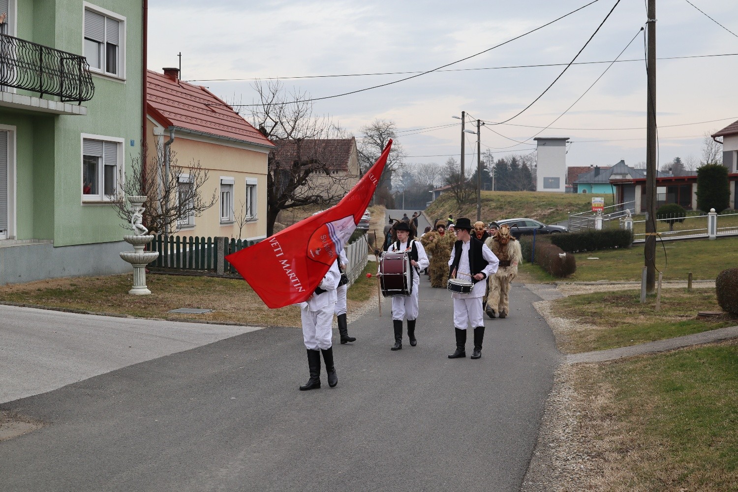 Fašenjska povorka od Marofa preko Žabnika, Vrhovljana do centra Svetog Martina na Muri!
