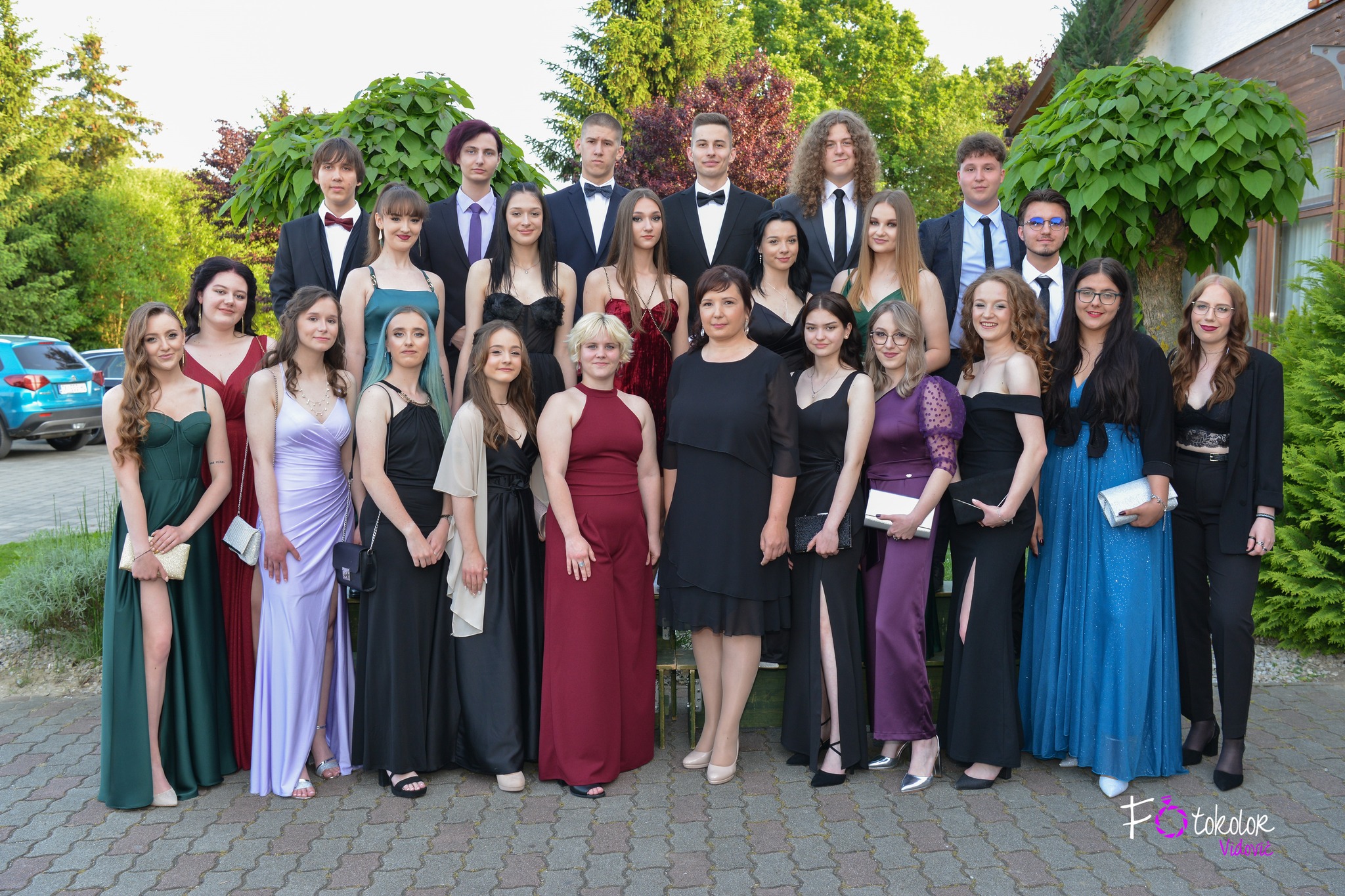 FOTO Maturanti gimnazije Josipa Slavenskog na najljepšoj i najvažnijoj večeri