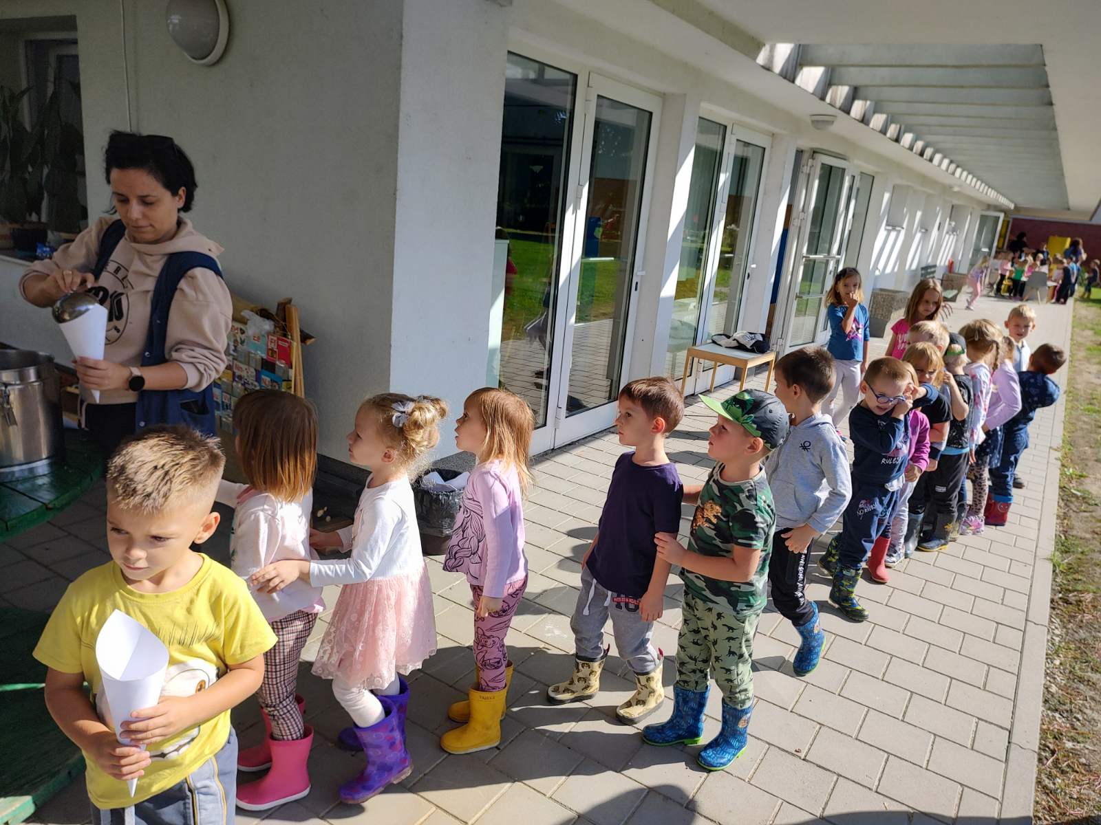 DJECA SU UŽIVALA Jesenska svečanost u Dječjem vrtiću Cvrčak