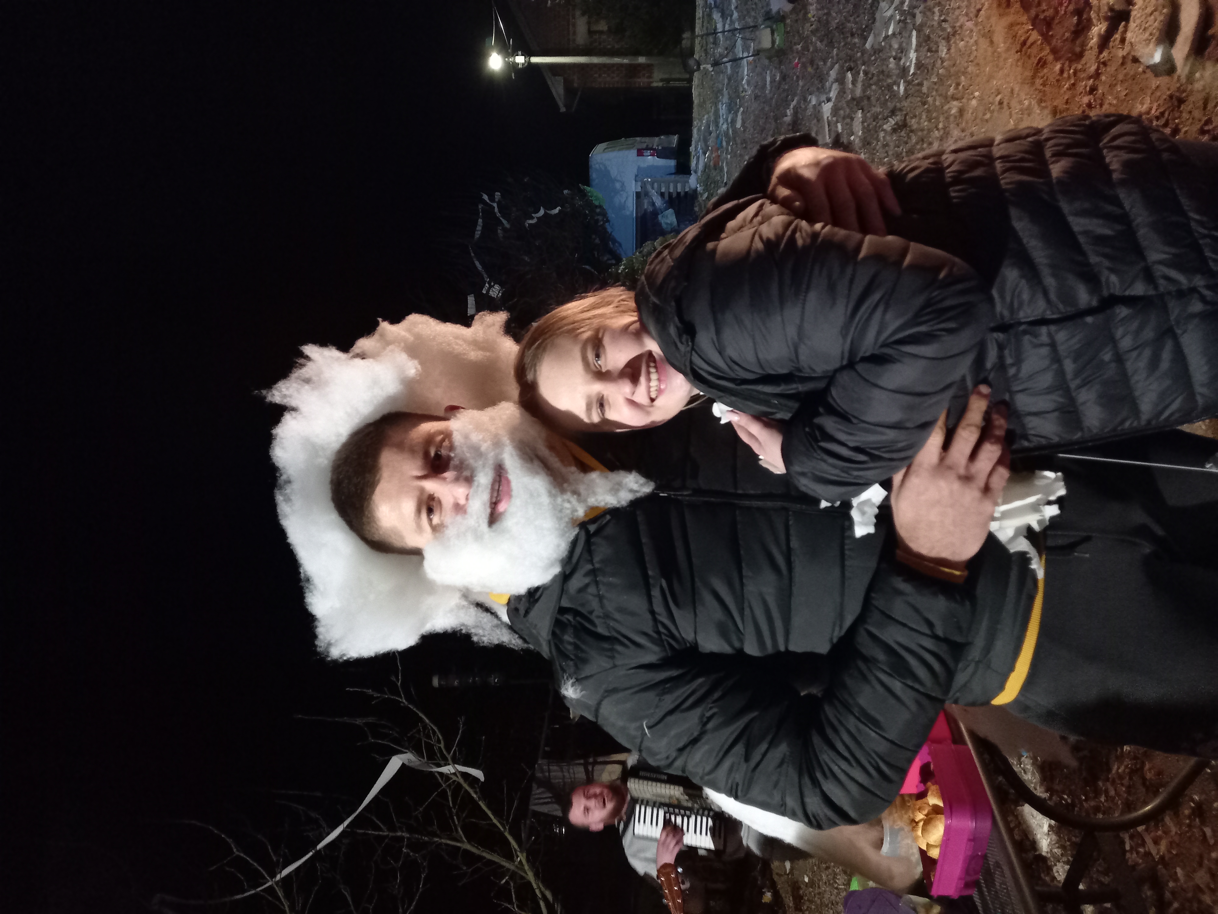 POTEPANJE Žene se Danijel Košak i Larisa Vizinger iz Trnovca