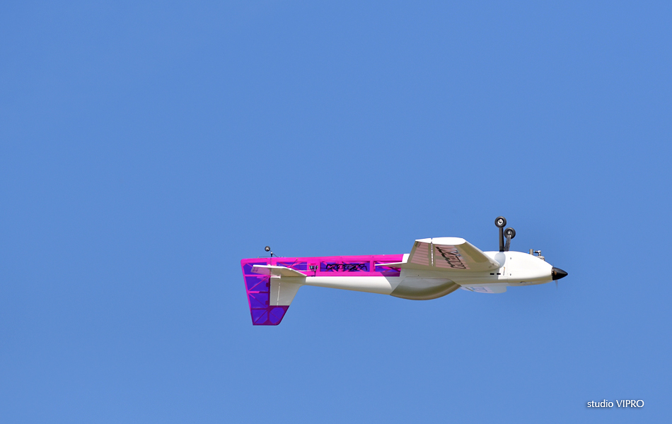 Modelarski miting u organizaciji Zmajarskog kluba Rode