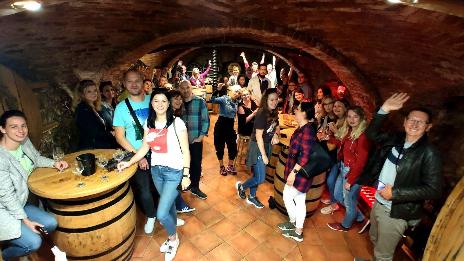 FOTO Putoholičari Iva i Branko daleka putovanja zamijenili promoviranjem vlastitog kraja