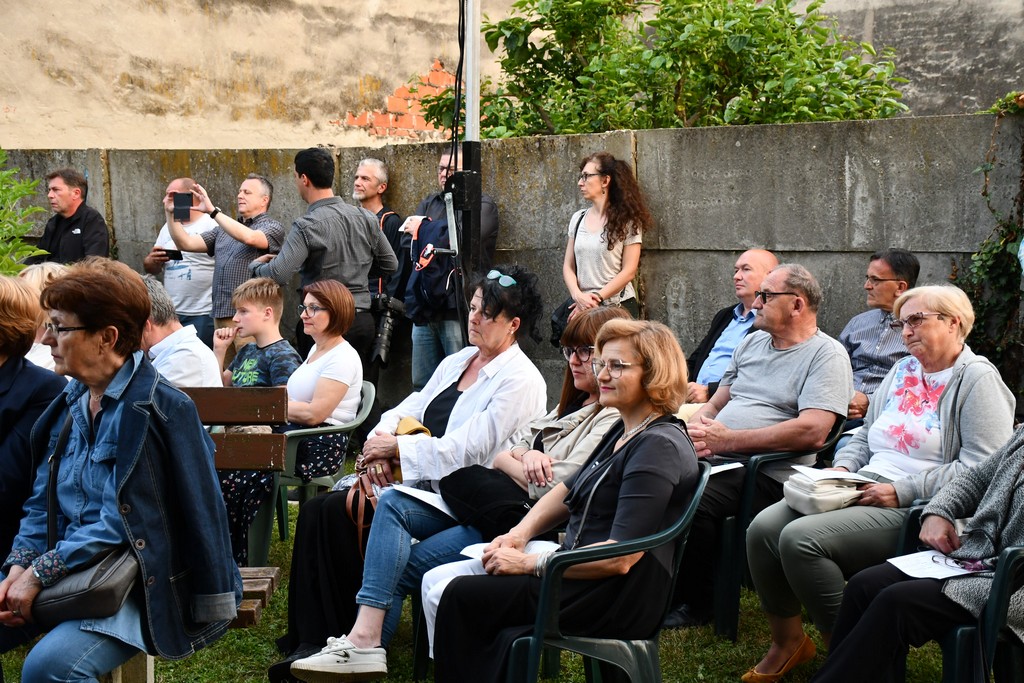 BILO JE ZA PAMĆENJE Koncert ‘Slavenski u Kraljevom vrtu’